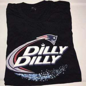 unisex  small New England Patriots  tee shirt